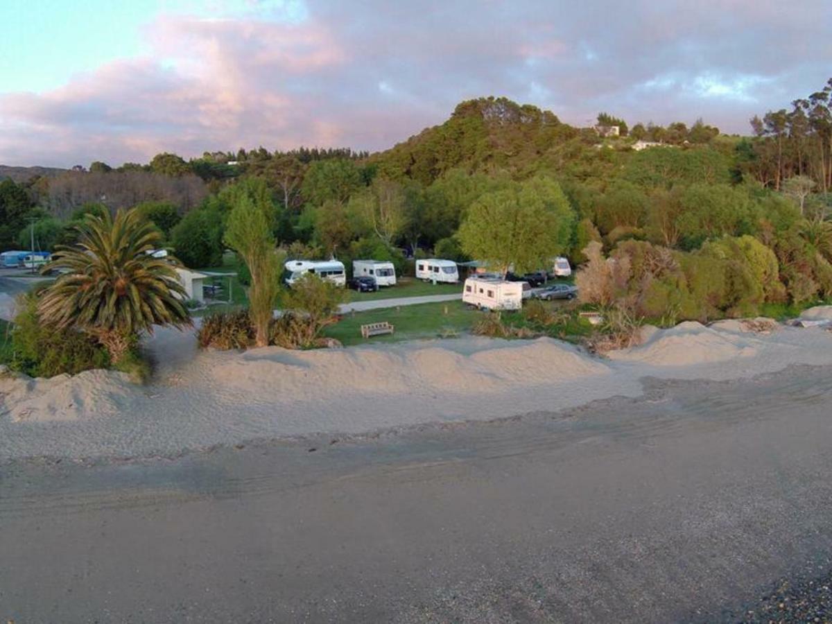 Golden Bay Holiday Park Onekaka 외부 사진